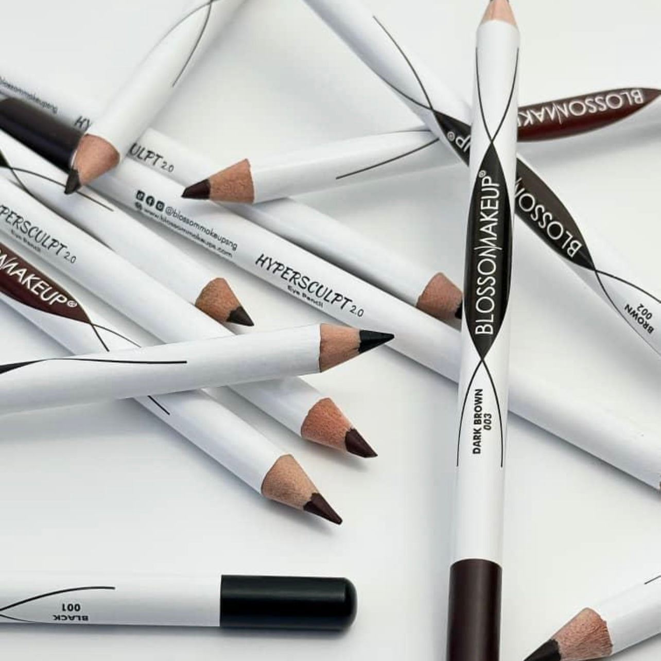 BLOSSOMAKEUP | Hypersculpt dark brown