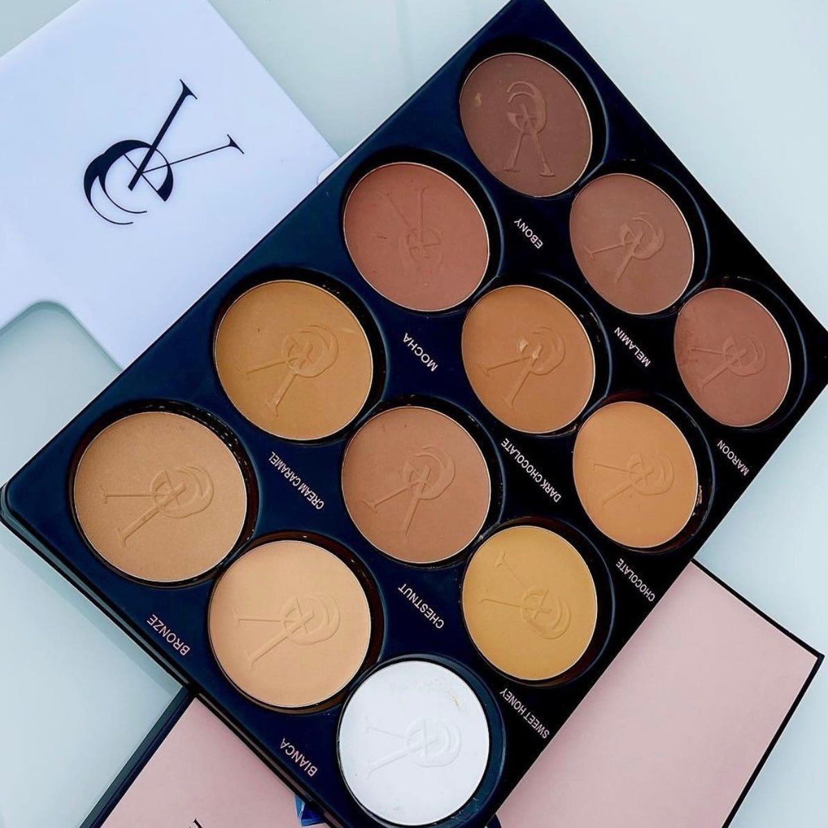 VEE BEAUTY | Pro palette